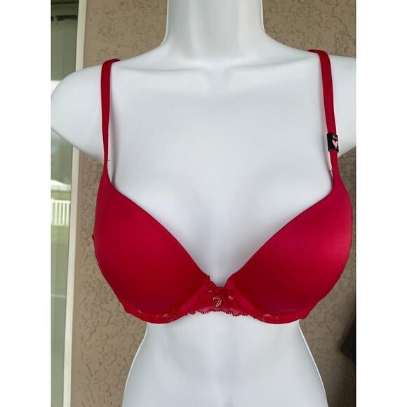Other - New Victoria Secret Bra 36B Push - Up